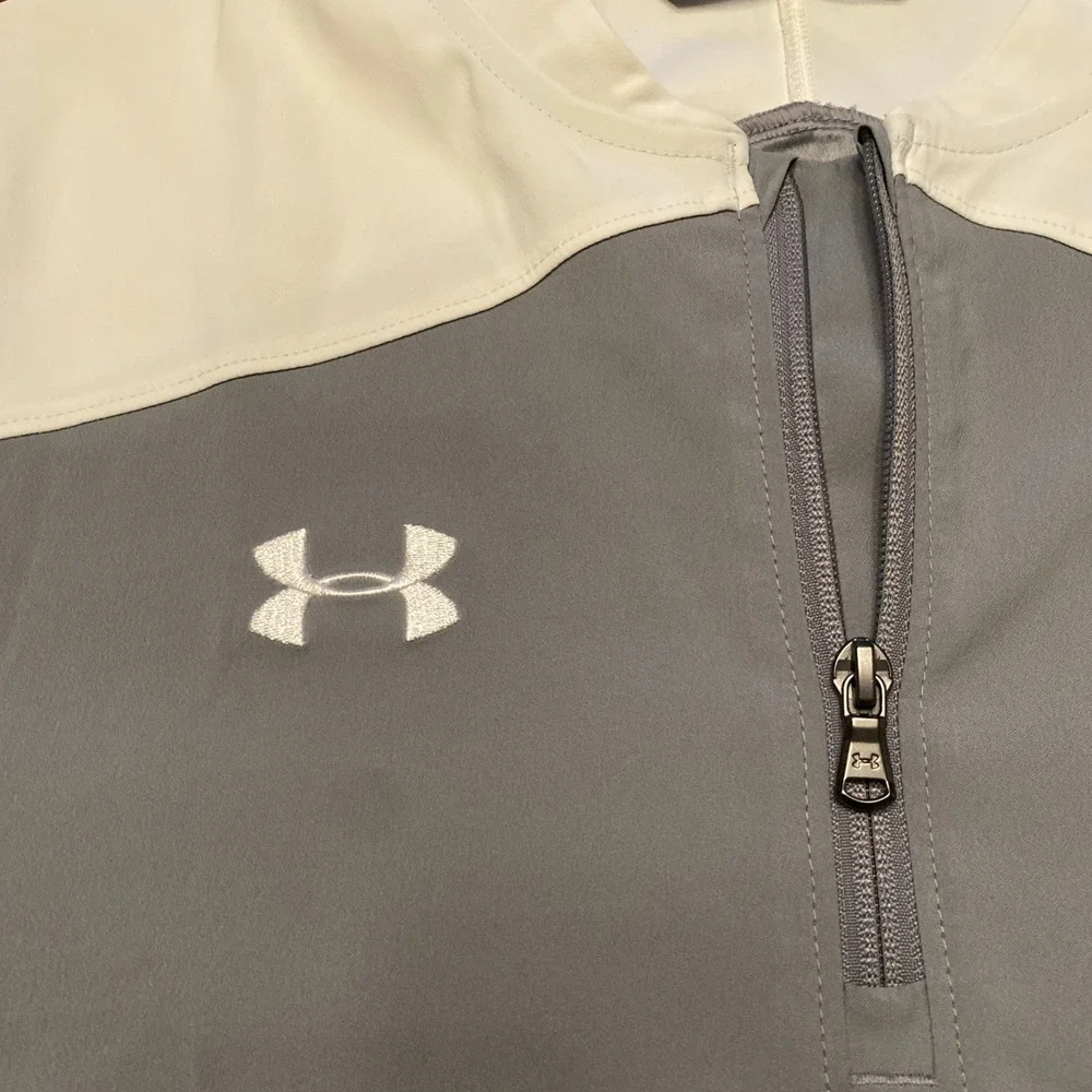 Under Armour Shirt‎ Men XS Gray/White Stretch 1/4 Zip Side Zip Mesh Sports